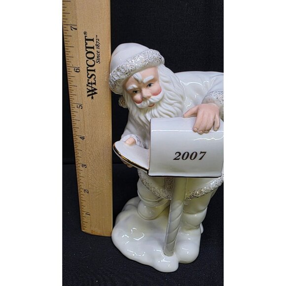 Lenox 2007 "Last Minute Lists" Santa at the Mailbox Christmas Figurine - Picture 5 of 7
